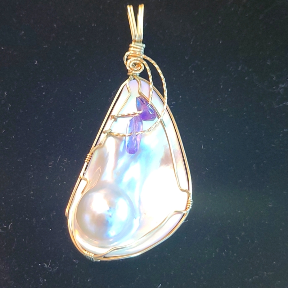 Huge Pearl Pendant
